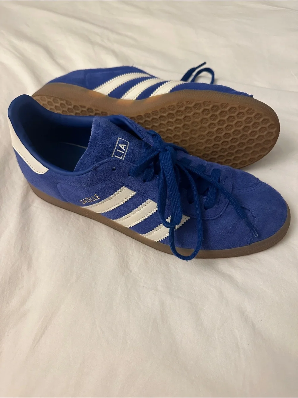 adidas gazelle in royal blue suede